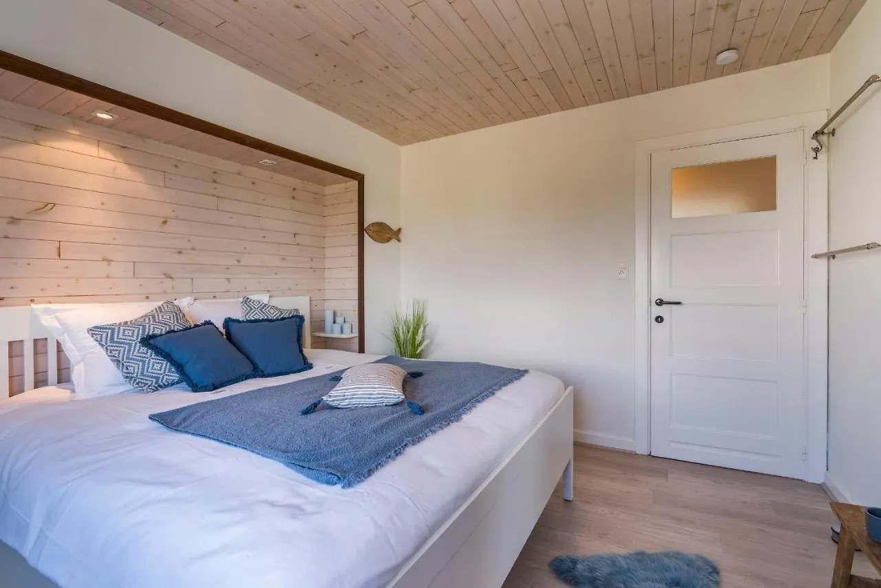 Villa Gamoni - Spacious Holiday Home With Garden Middelkerke 0*,