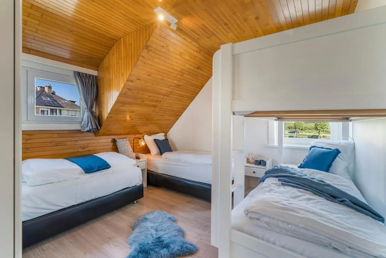 Villa Gamoni - Spacious Holiday Home With Garden Middelkerke 0*,  Belgium